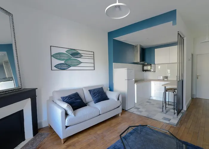 Le Palais Des Thermes *